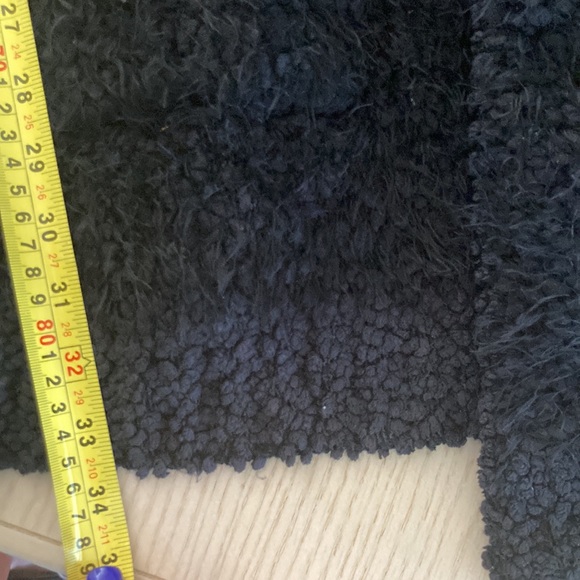 🛍️🛍️ 3 for $5 Beautiful long knotty sweater with pockets - Picture 9 of 9